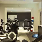 Hilton Opera Hotell 4*