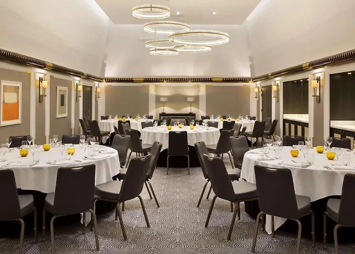 Hotel Hilton Opera 4*