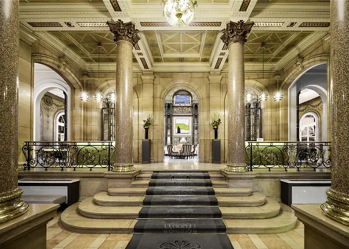 Hotel Hilton Opera 4*