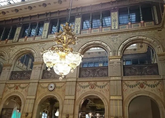 Hilton Opera