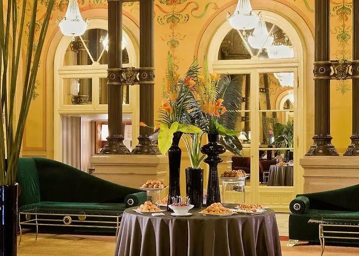 Hilton Opera 4*
