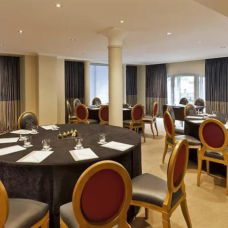 Hilton Opera פריז