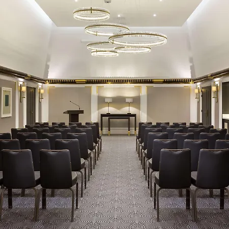 Hilton Opéra 4*
