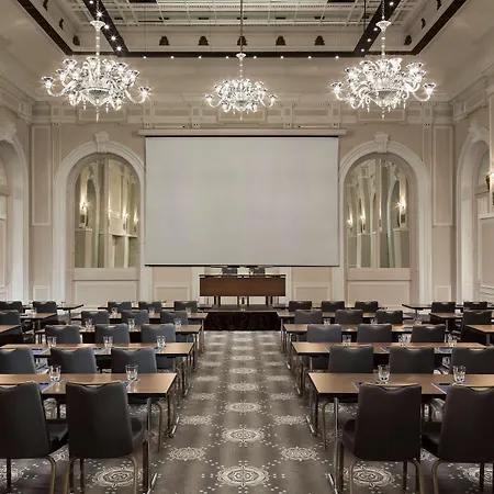 Hotel Hilton Opéra 4*