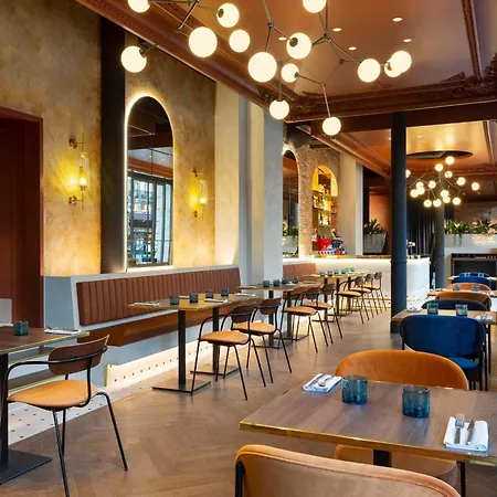 ホテル ヒルトン オペラ パリ