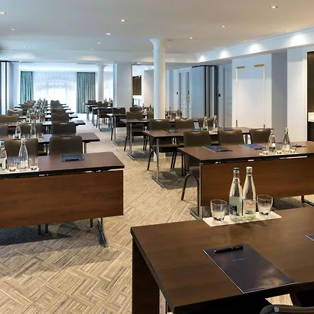 ヒルトン オペラ