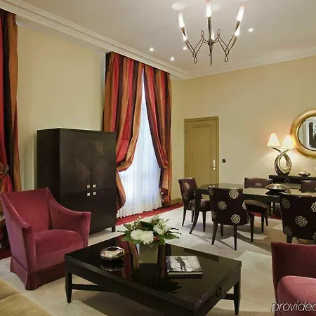 Hilton Opera מלון פריז