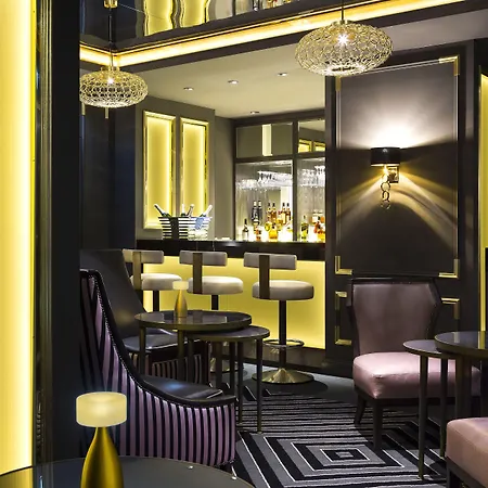 Hilton Opera Отель Париж