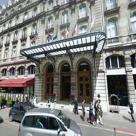 Hilton Opera Отель 4*