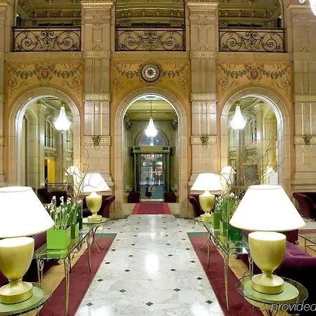Hilton Opera Отель Париж