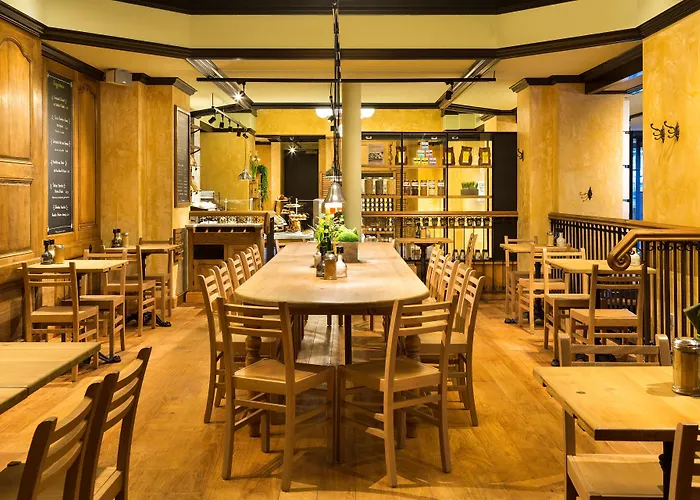 ホテル ヒルトン オペラ 4*