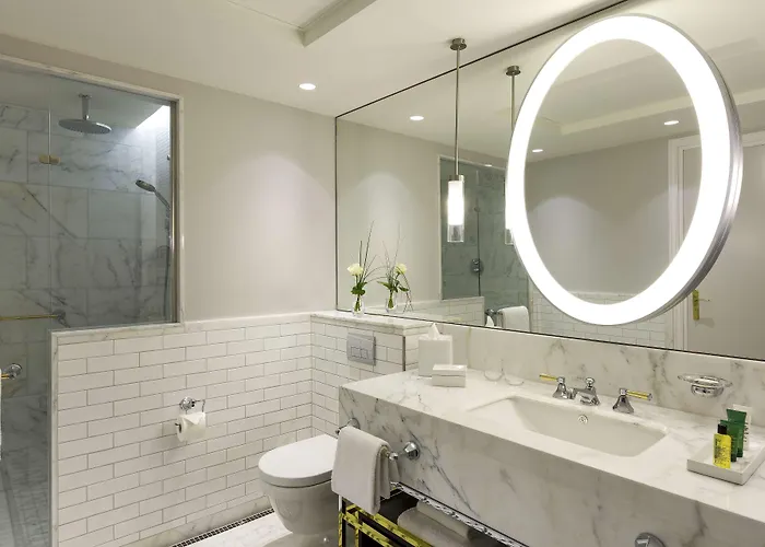 힐튼 오페라 파리