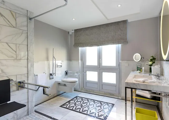 Hilton Opera 4* Paris