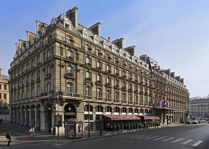 호텔 힐튼 오페라 4*