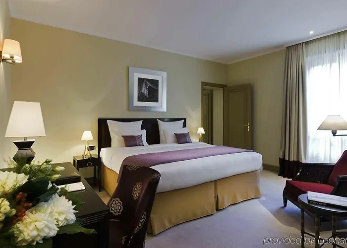 힐튼 오페라 4* 파리